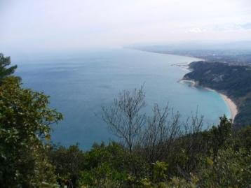 il mare visto dal parco del conero